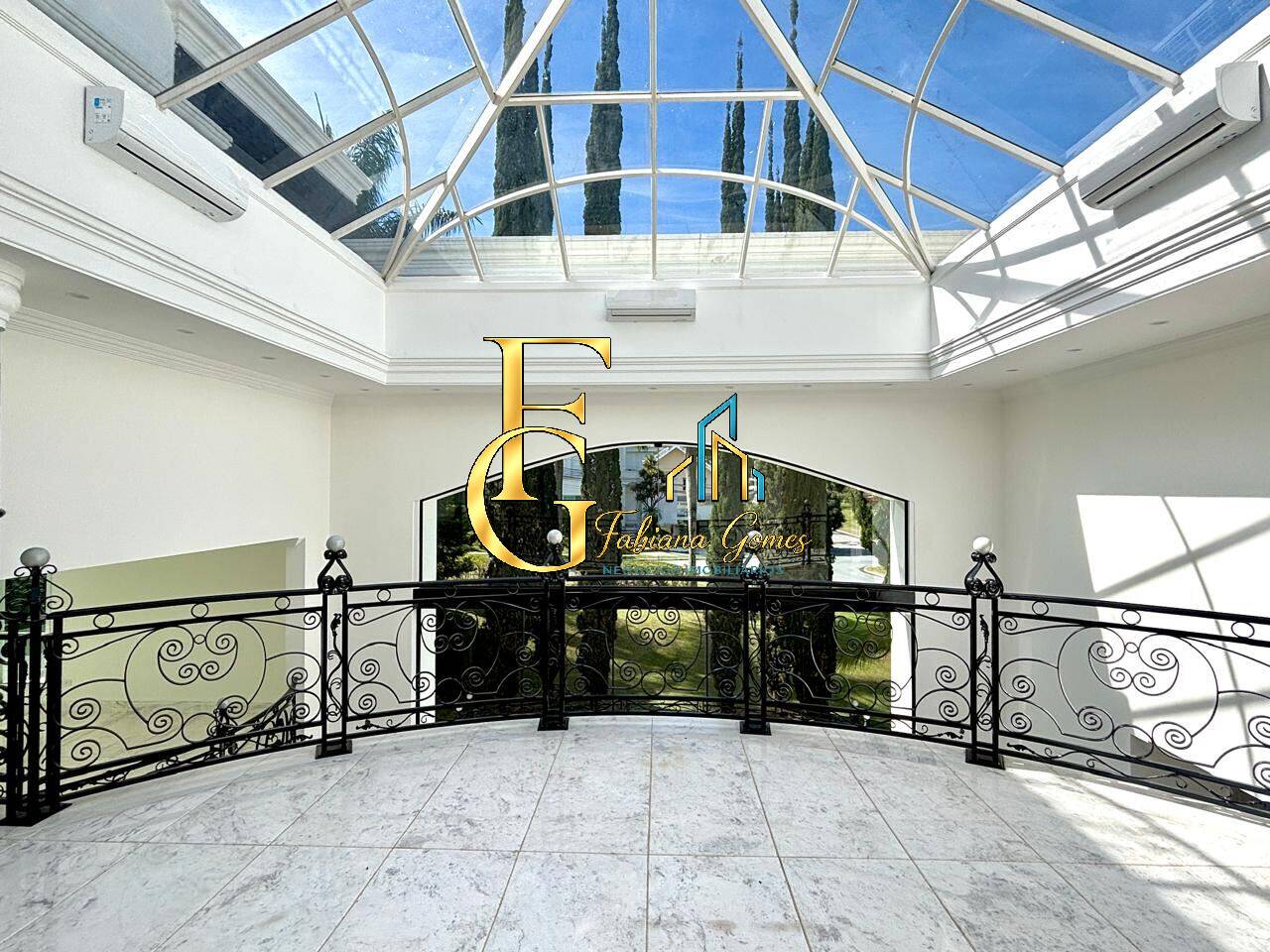 Casa, 6 quartos, 1250 m² - Foto 1